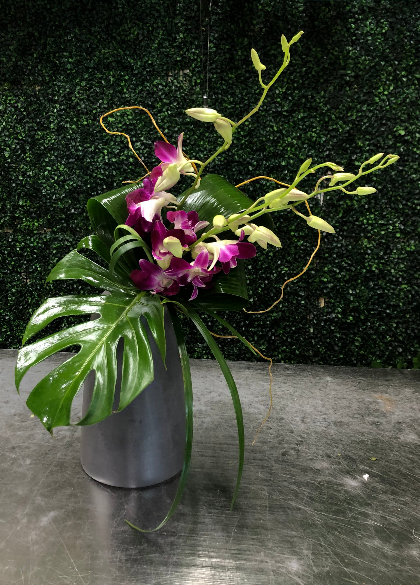 Contract Arrangement (Modern Long Lasting Designs)