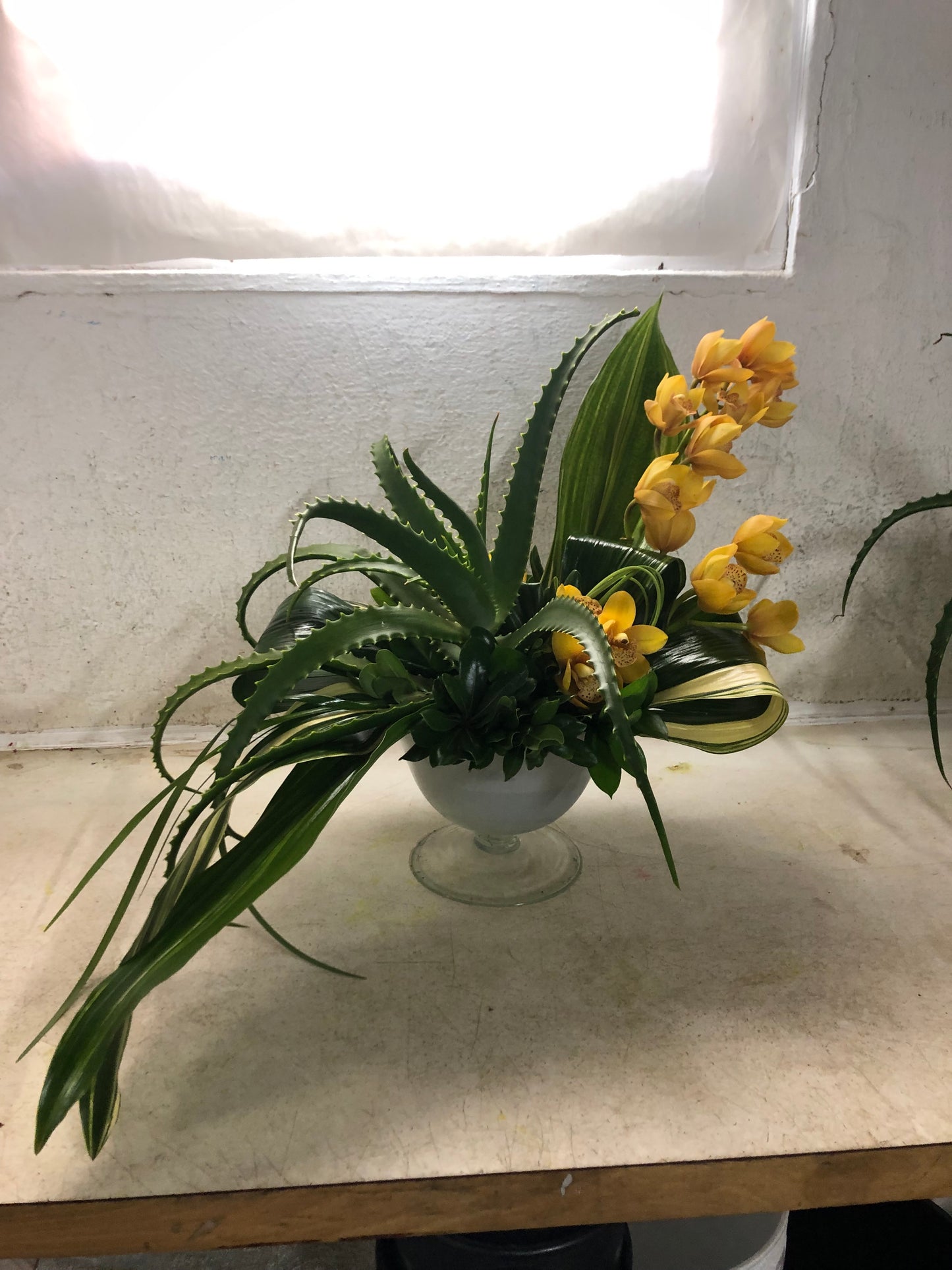 Contract Arrangement (Modern Long Lasting Designs)